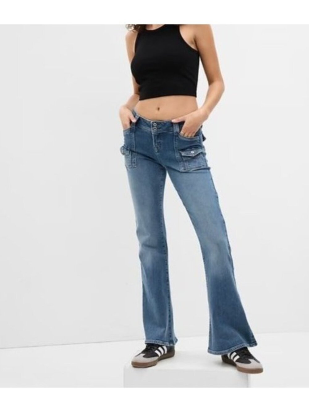 GAP Y2K Flare Low Rise Front Cargo Pocket Med Blue Wash Stretch Jeans Size 28